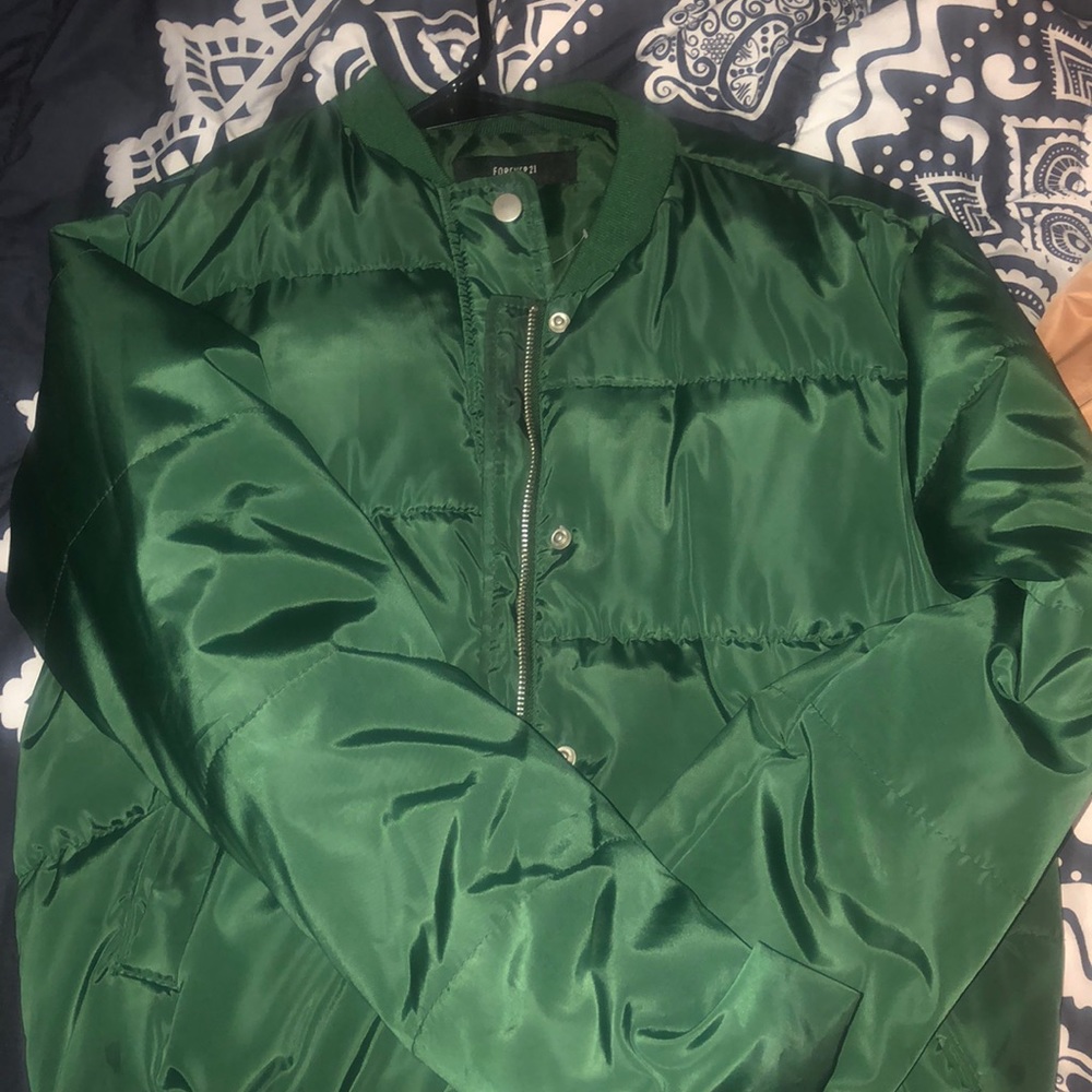 Forever 21 Bomber Jacket - Woman ( medium  Green